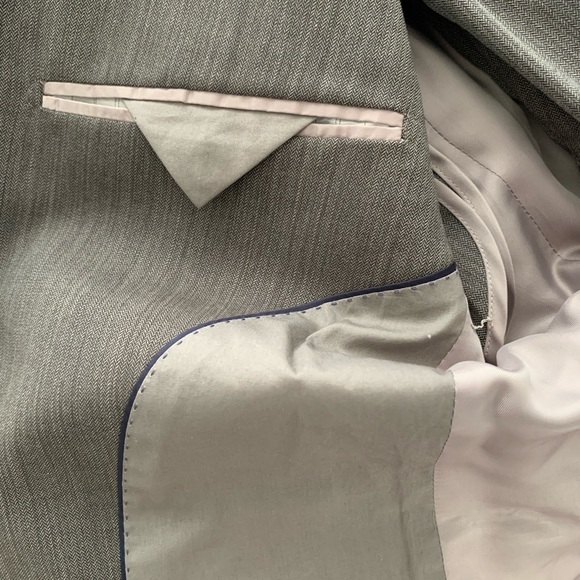 Banana Republic Grey Suit - Picture 5 of 11